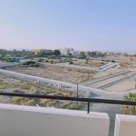 Sea And Salt Lake Panoramic View Apt Larnaca
